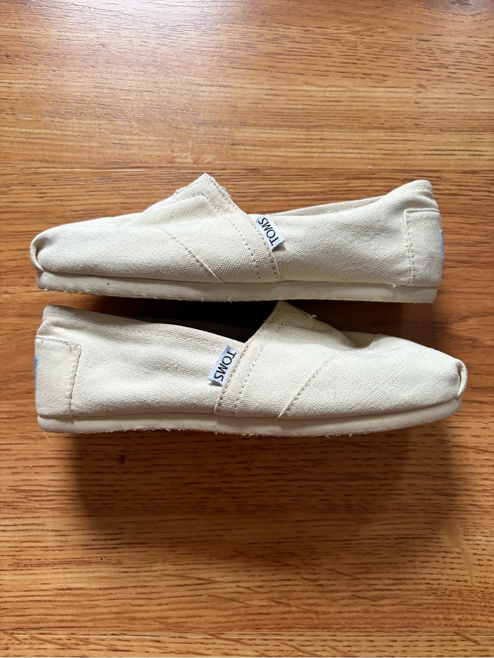 TOMS NWOT Classic Natural Khaki Alpargata Slip On 6.5